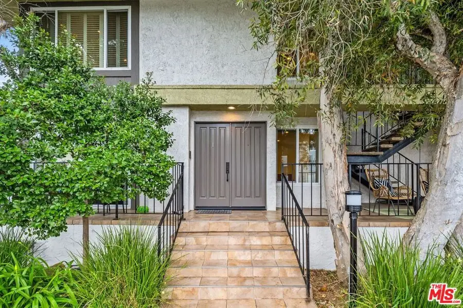 904 5th Street #1, Santa Monica, CA 90403 - #3