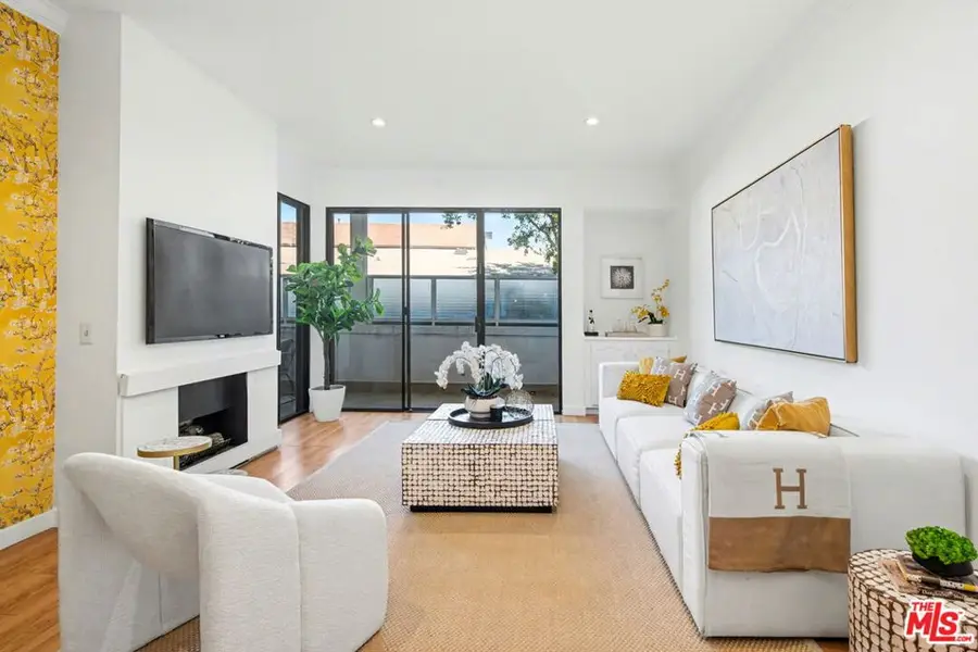 2276 S Beverly Glen Boulevard #207, Los Angeles, CA 90064 - #2