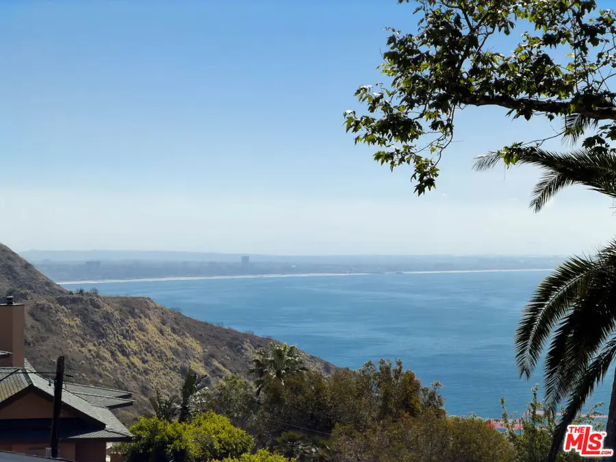 20572 Little Rock Way, Malibu, CA 90265 - #3