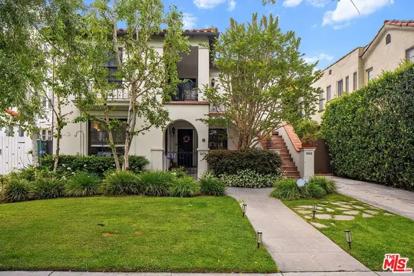 1042 Hi Point Street, Los Angeles, CA 90035