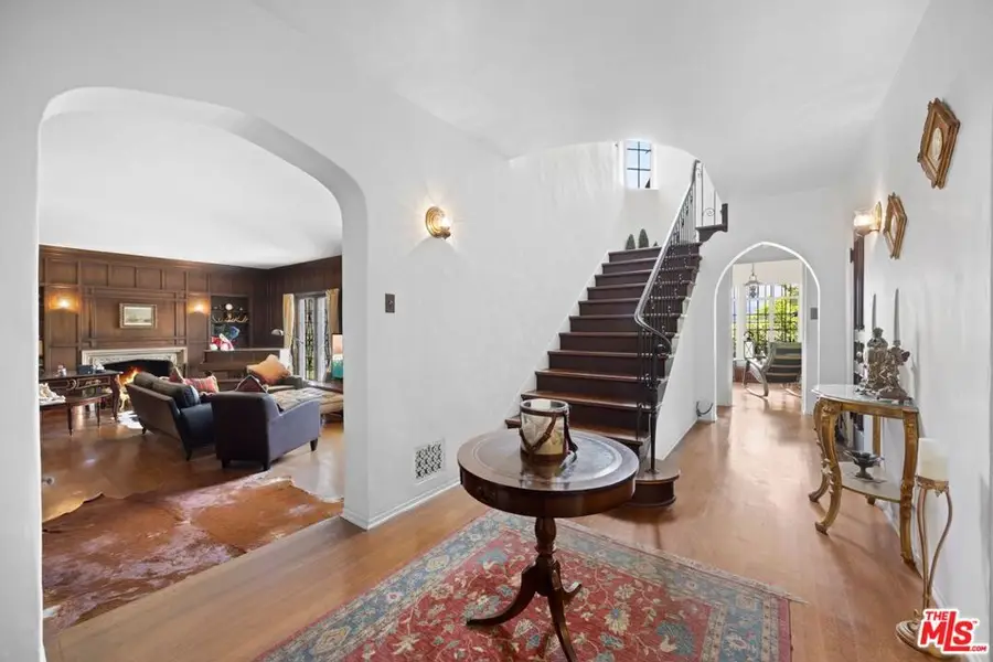 3806 Carnavon Way, Los Angeles, CA 90027 - #2