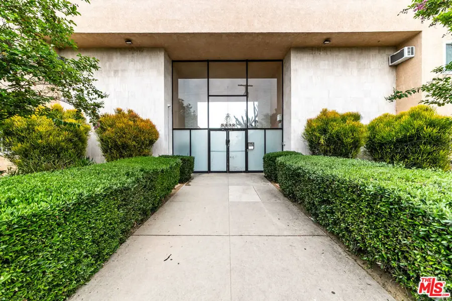 5232 Corteen Place #25, Valley Village, CA 91607 - #2