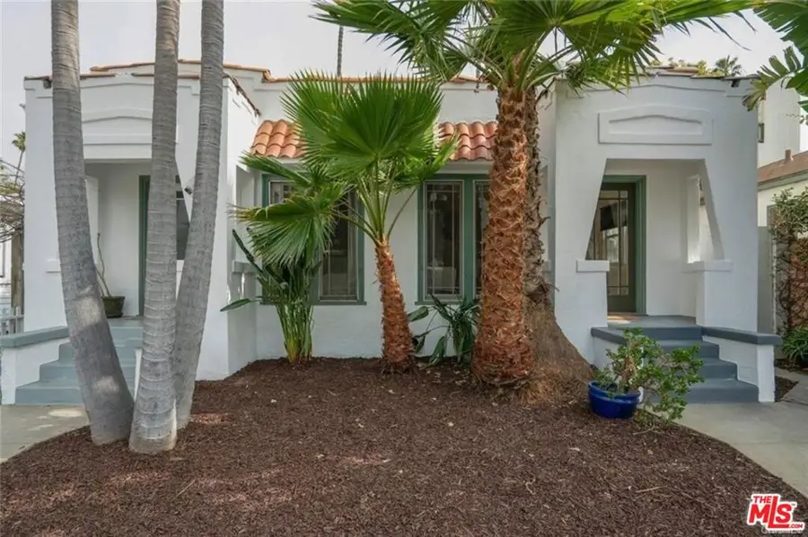 908-910 Victoria Avenue, Venice, CA 90291 - #2