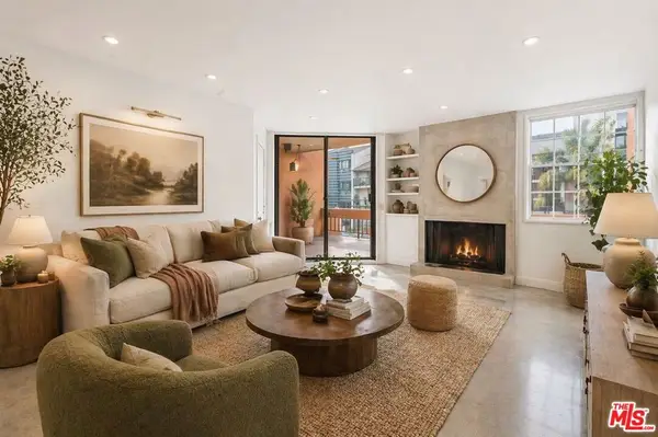 740 N Kings Road #102, West Hollywood, CA 90069