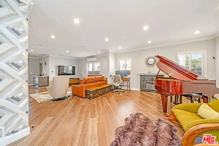 681 S Bronson Avenue, Los Angeles, CA 90005 - #3