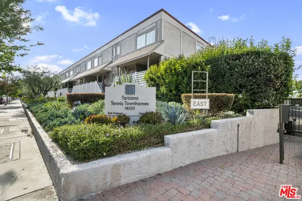 18333 Hatteras Street #77, Tarzana, CA 91356