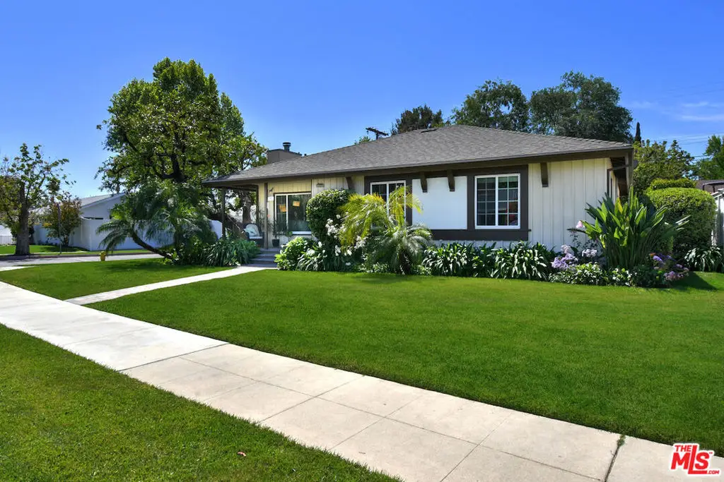 22232 Kittridge Street, Woodland Hills, CA 91303 - #1