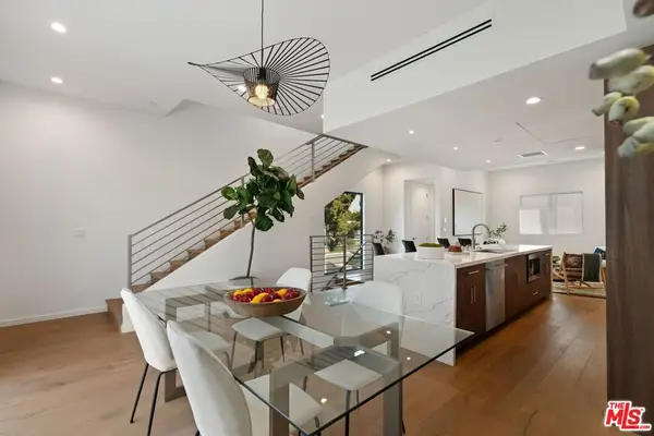 3810 S Verona Court, Los Angeles, CA 90066