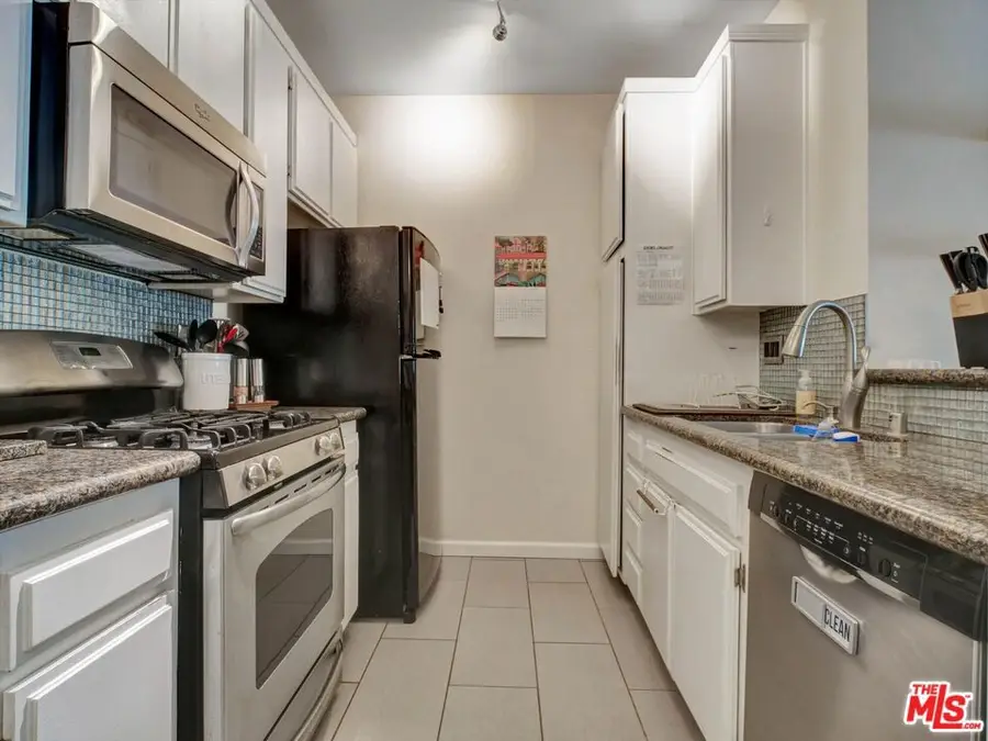 110 Maegan Place #2, Thousand Oaks, CA 91362 - #3