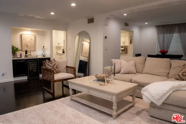 5257 Coldwater Canyon Avenue #B, Sherman Oaks, CA 91401