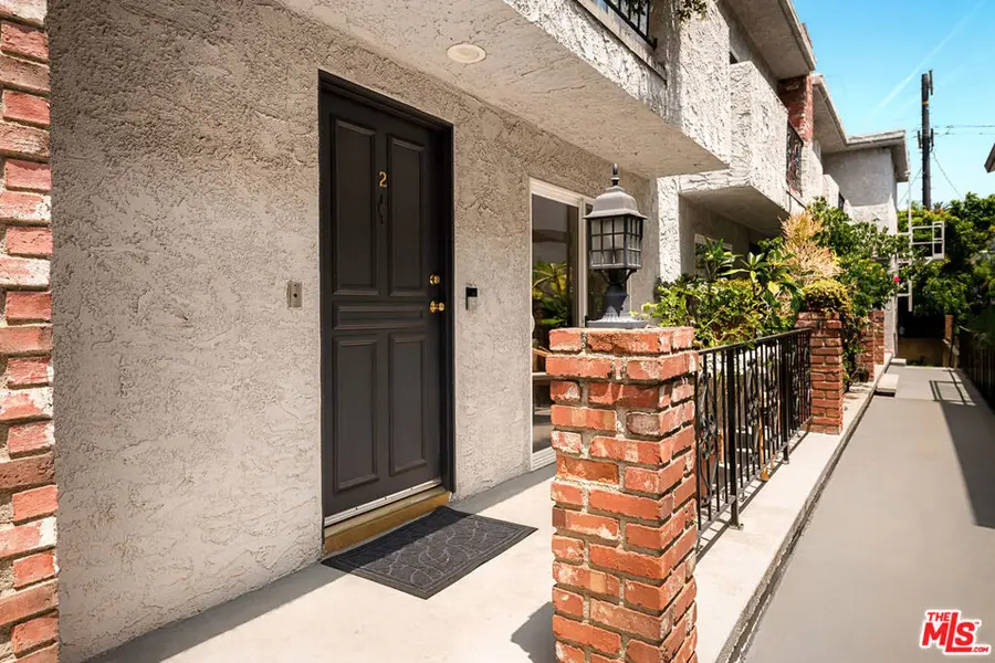 2248 S Bentley Avenue #2, Los Angeles, CA 90064 - #3