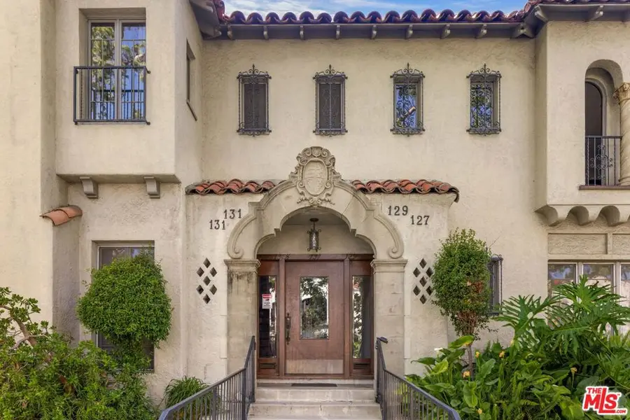 127 S Sycamore Avenue, Los Angeles, CA 90036 - #2