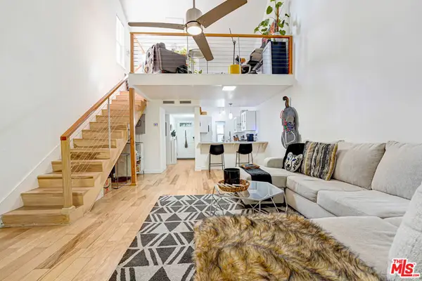 7050 Shoup Avenue #181, Canoga Park, CA 91303