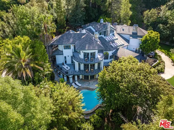 4626 Encino Avenue, Encino, CA 91316