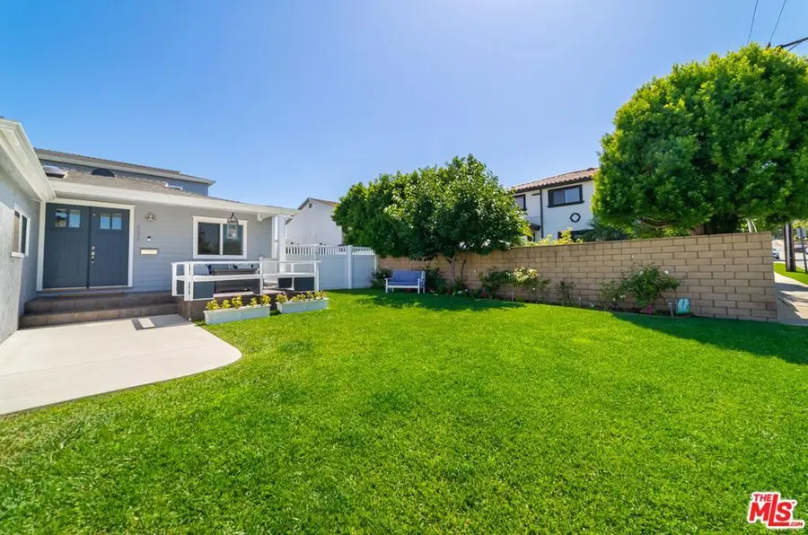 434 W Maple Avenue, El Segundo, CA 90245 - #2