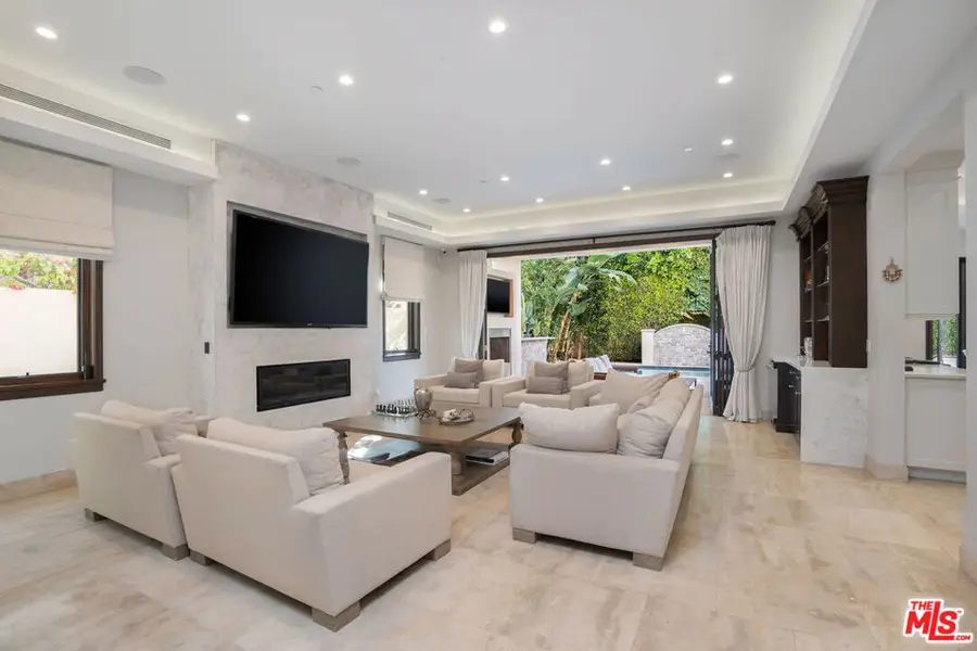 331 S Canon Dr, Beverly Hills, CA 90212 - #2