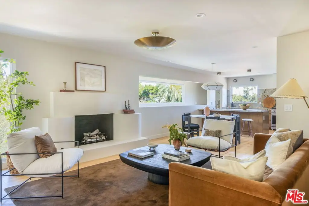 3815 Chanson Drive, View Park Windsor Hills, CA 90043 - #1