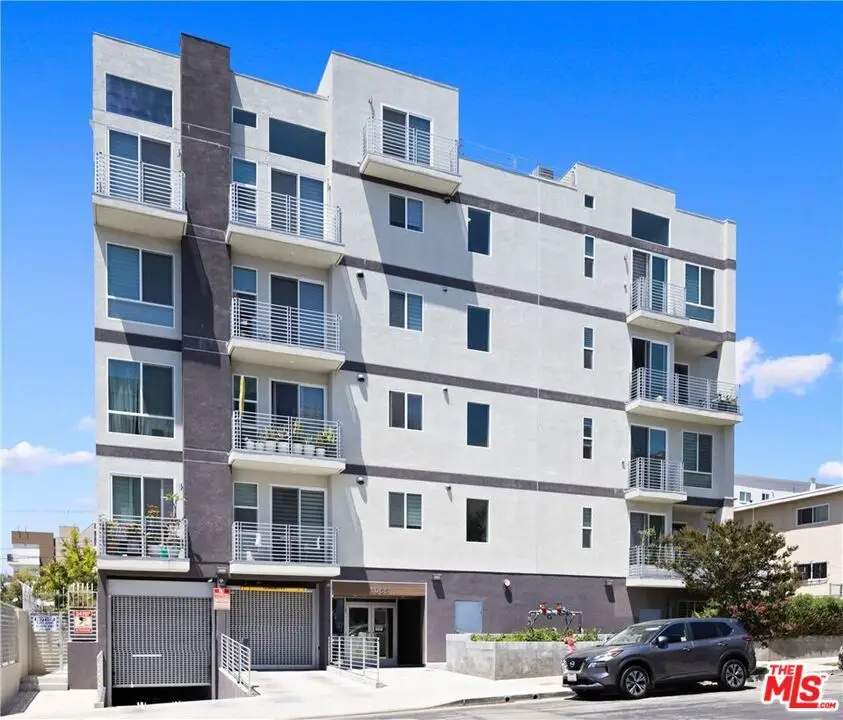 1055 S Serrano Avenue #502, Los Angeles, CA 90006 - #1