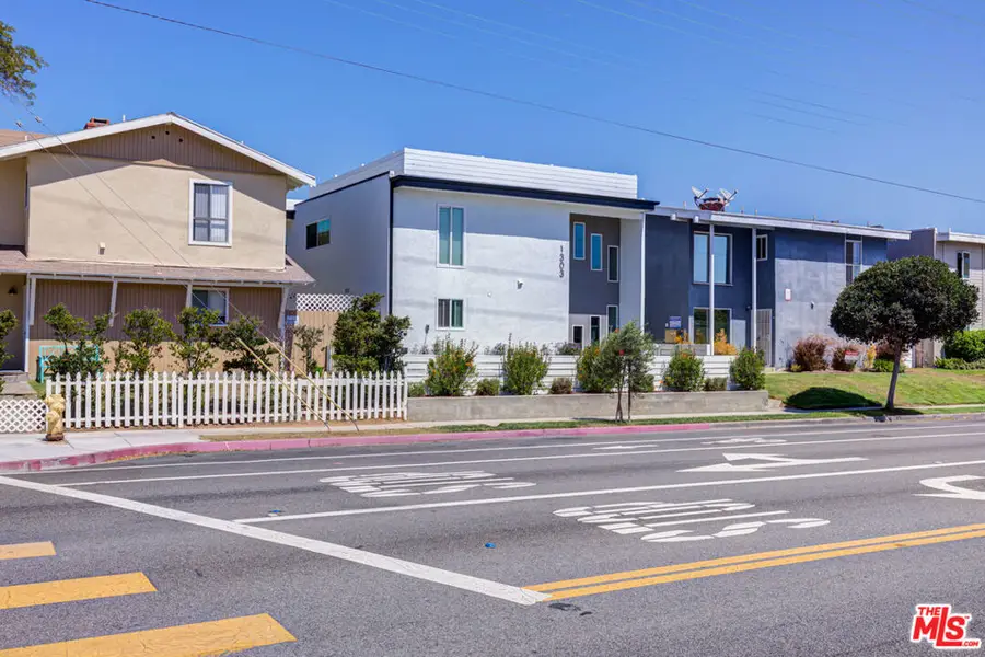1211 Beryl Street, Redondo Beach, CA 90277 - #2
