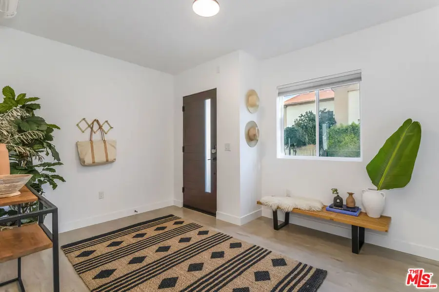 495 N St Andrews Place, Los Angeles, CA 90004 - #3