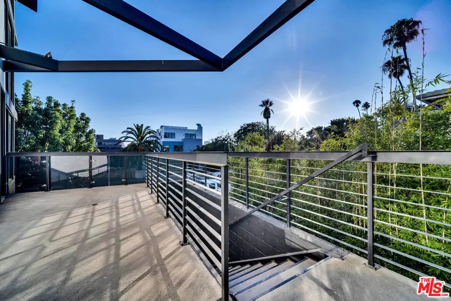 1447 11th Street, Santa Monica, CA 90401 - #3