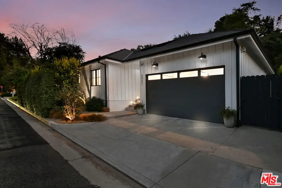 3721 Woodcliff Road, Sherman Oaks, CA 91403 - #2