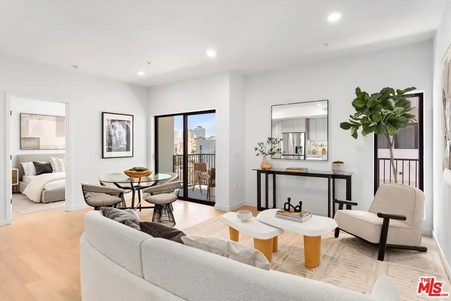 904 S New Hampshire Avenue #406, Los Angeles, CA 90006 - #2