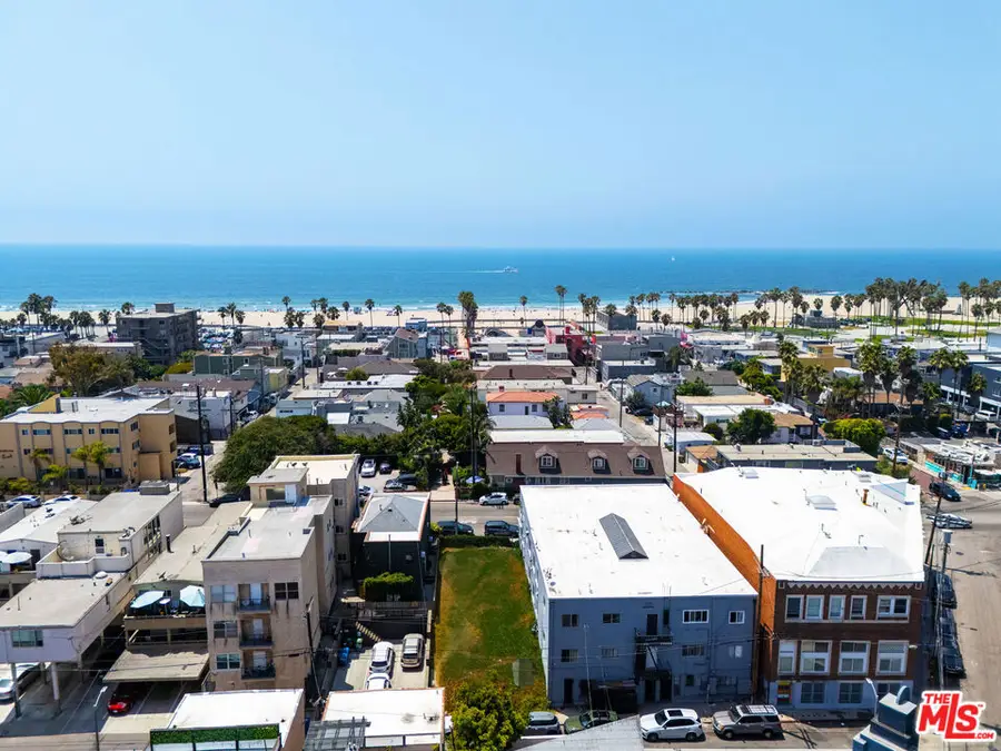 1816 Pacific Avenue, Venice, CA 90291 - #3