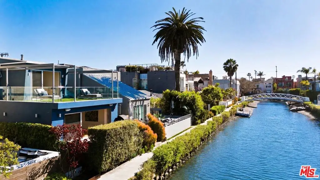 230 Carroll Canal, Venice, CA 90291 - #1