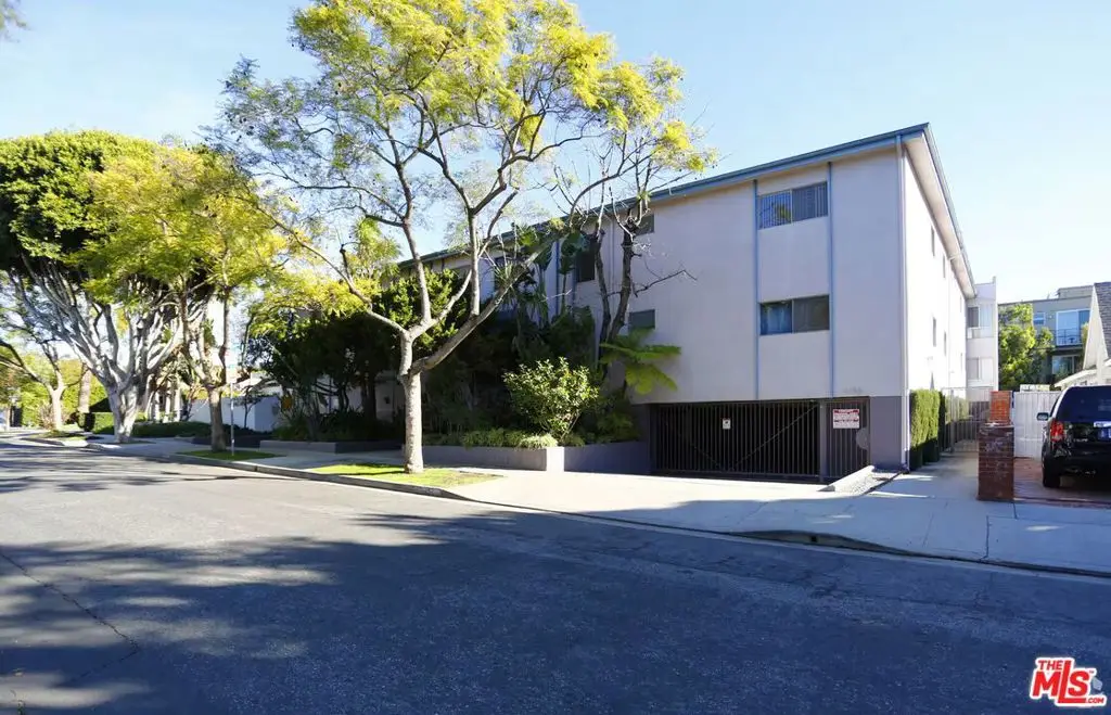 1152 N Poinsettia Place, Los Angeles, CA 90046 - #1