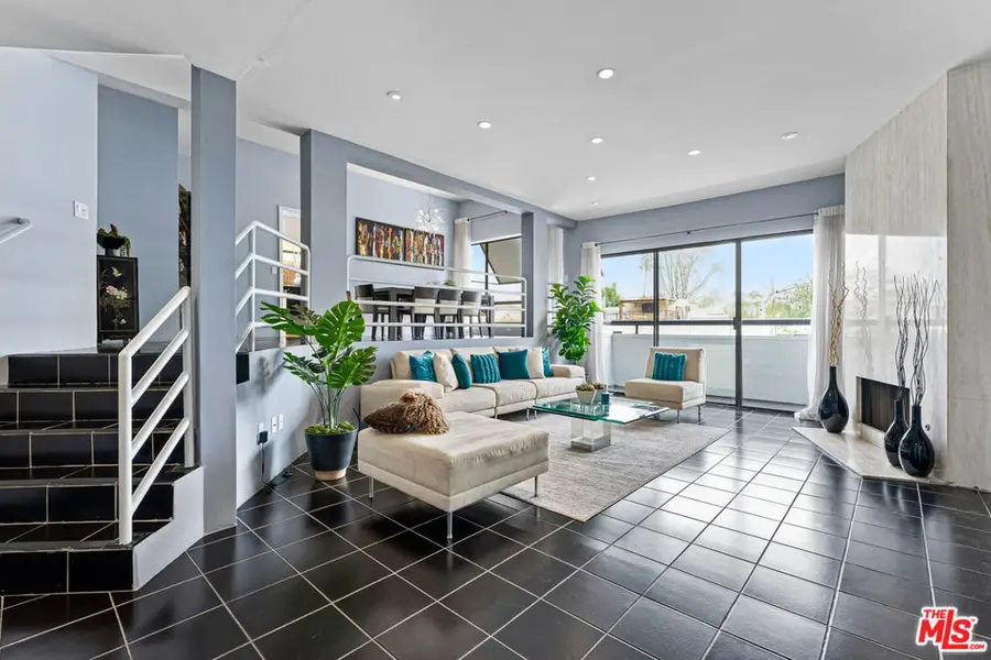 625 Huntley Drive #4, West Hollywood, CA 90069 - #2