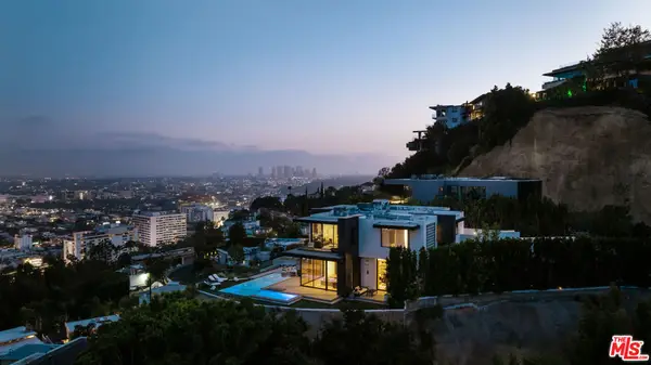 8366 Sunset View Drive, West Hollywood, CA 90069