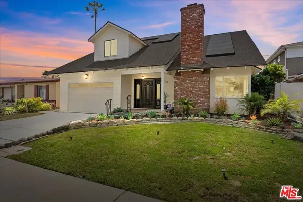 7321 Westlawn Avenue, Los Angeles, CA 90045