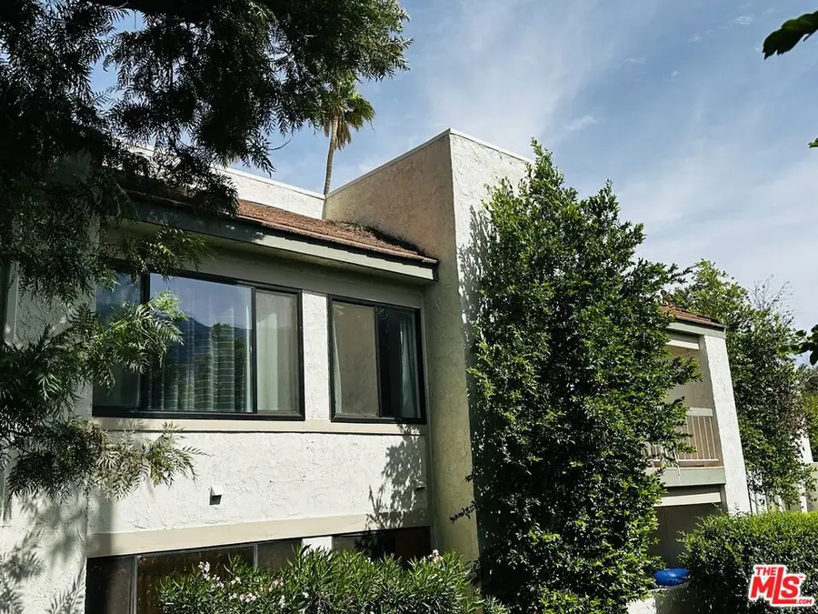 325 E Via Escuela #322, Palm Springs, CA 92262 - #2