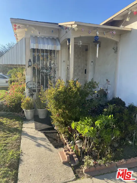 1223 E 124th Street, Los Angeles, CA 90059 - #3
