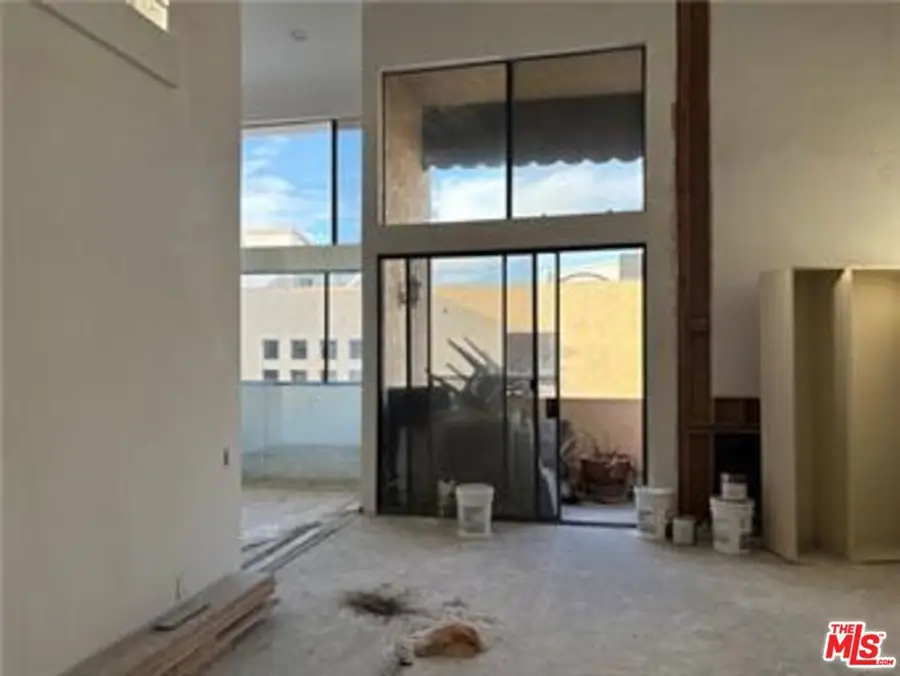 5310 Zelzah Avenue #303, Encino, CA 91316 - #2