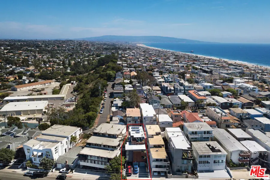 472 Rosecrans Avenue, Manhattan Beach, CA 90266 - #3