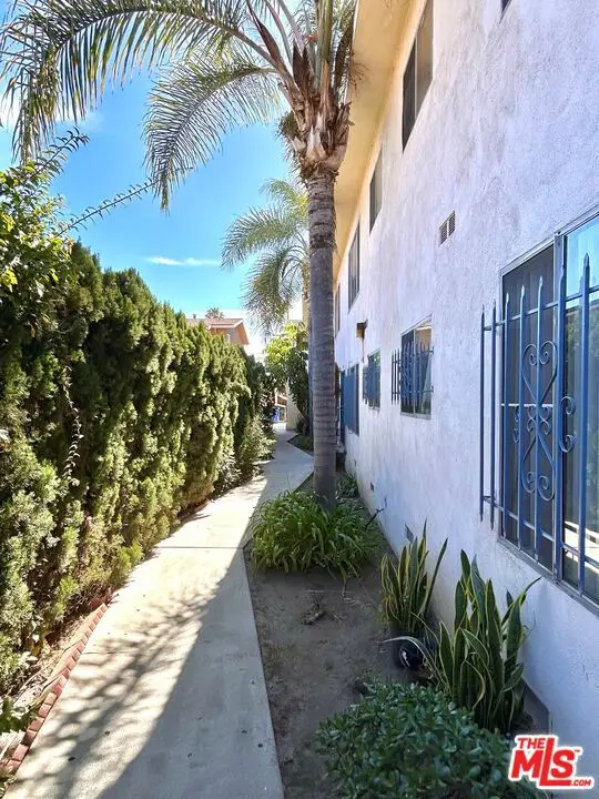 6214 S Victoria Avenue, Los Angeles, CA 90043 - #3