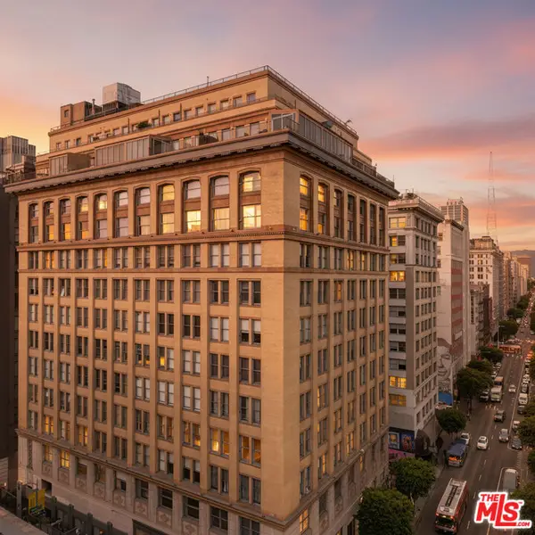 215 W 7th Street #602, Los Angeles, CA 90014