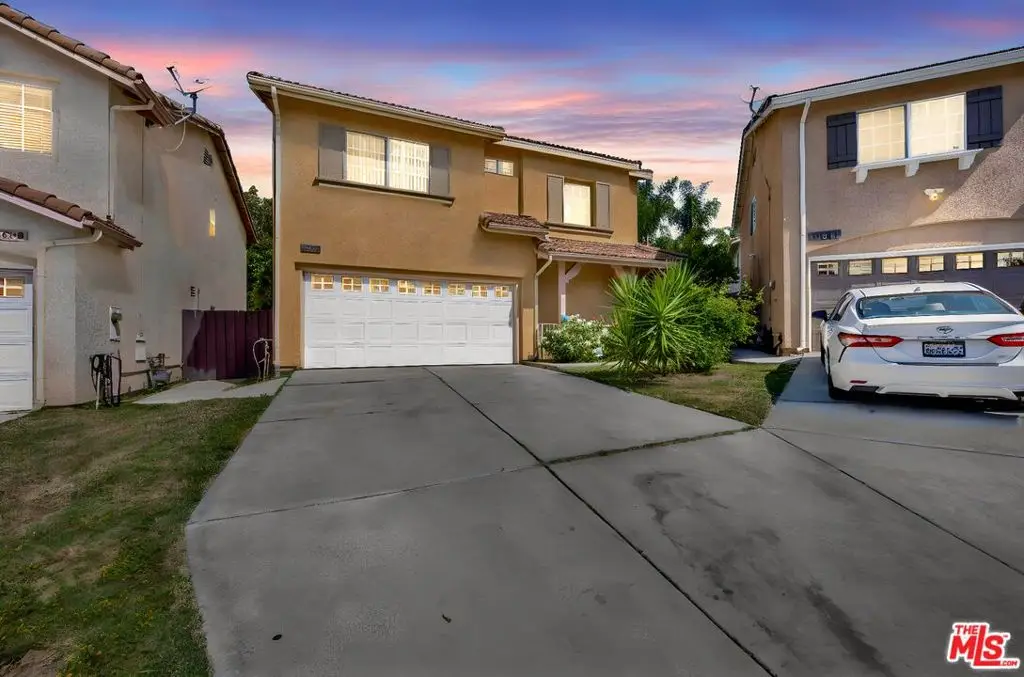 14605 Tundra Drive, Sylmar, CA 91342 - #1