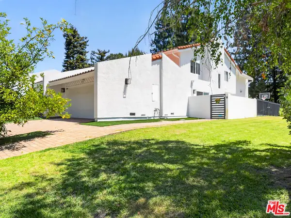 2670 Claray Drive, Los Angeles, CA 90077