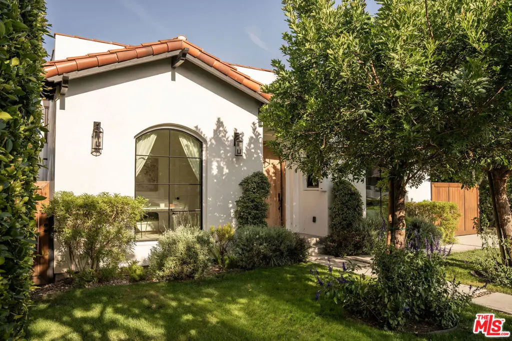 5142 Brynhurst Avenue, Los Angeles, CA 90043 - #1