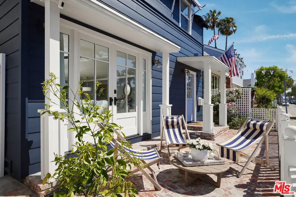 204 Pearl Avenue, Newport Beach, CA 92662 - #1