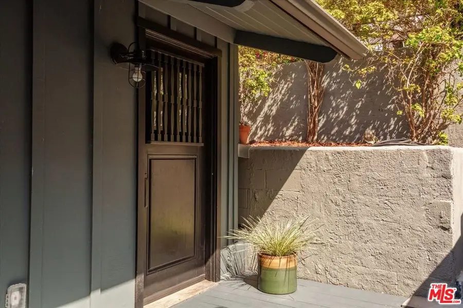 8942 Wonderland Avenue, Los Angeles, CA 90046 - #3
