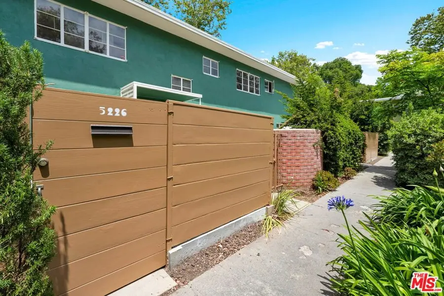 5226 Village Green, Los Angeles, CA 90016 - #3
