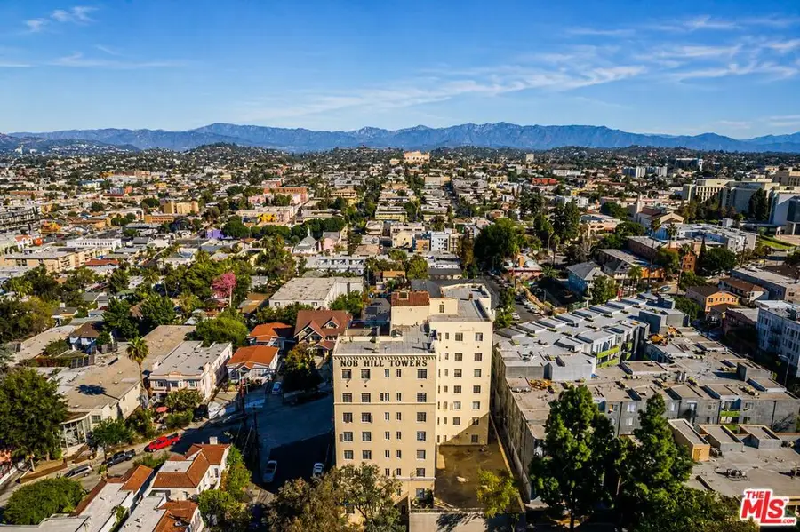 2430 Ocean View Avenue, Los Angeles, CA 90057 - #2