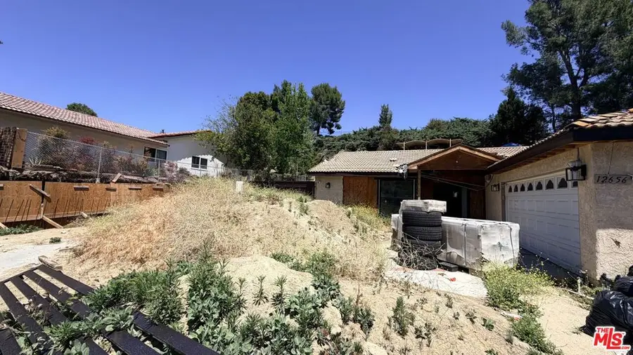 12656 Woodley Avenue, Granada Hills, CA 91344 - #2