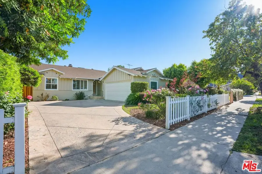 12540 Albers Street, Valley Village, CA 91607 - #2