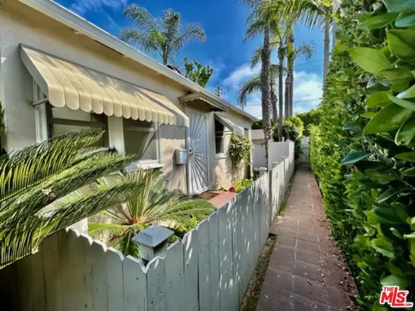 1527 W Centinela Avenue #D, Santa Monica, CA 90404