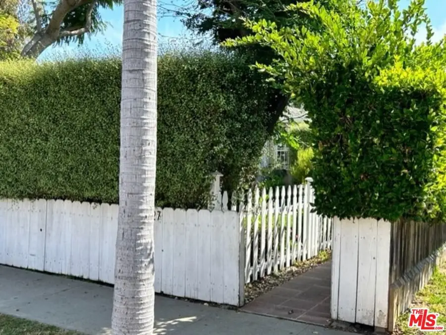 1527 W Centinela Avenue #D, Santa Monica, CA 90404 - #2